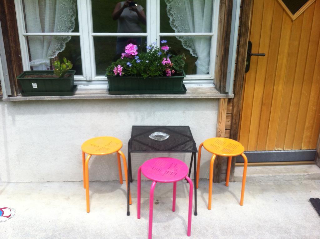 Ferienwohnung im Grünen Grindelwald Zimmer foto