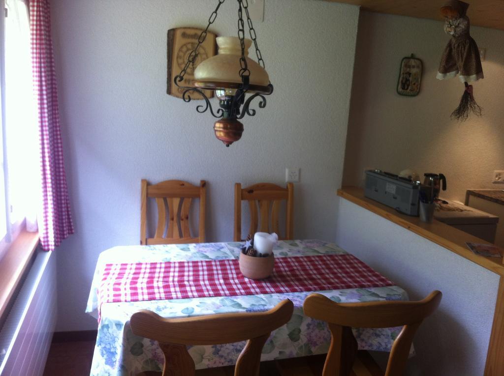 Ferienwohnung im Grünen Grindelwald Zimmer foto